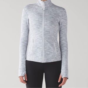 EUC Lululemon Define Jacket in gray stripes! Size 4